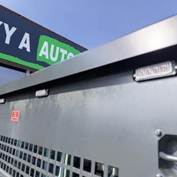 Toyota Proace, valník, výstražné blikače, výstražné zařízení, majáky3